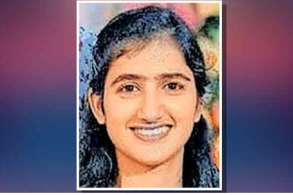 കാറിൽ നിന്നിറങ്ങവേ കാൽവഴുതി തോട്ടിൽ വീണ് യുവതി മുങ്ങിമരിച്ചു