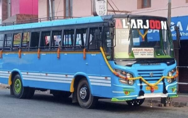 ഒരമ്മയ്ക്ക് വേണ്ടി മടത്തറ ആയൂർ റൂട്ടിൽ ഓടുന്ന AL- ARJOON ബസ് ഇന്ന് കാരുണ്യ യാത്ര നടത്തുന്നു